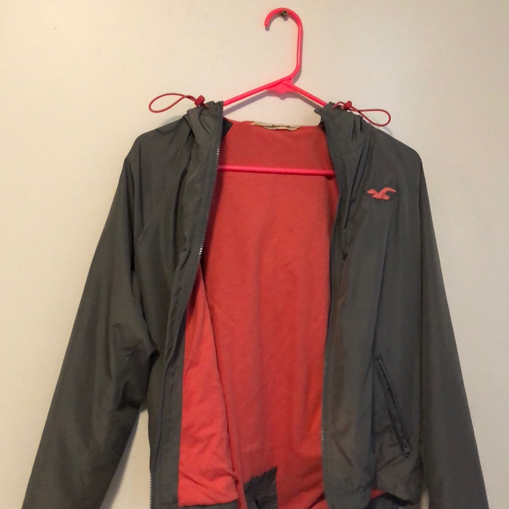 Grey hollister wind breaker